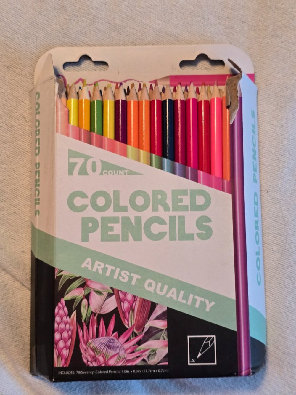70-Count Artist Quality Colored Pencil Set - Pre-Owned